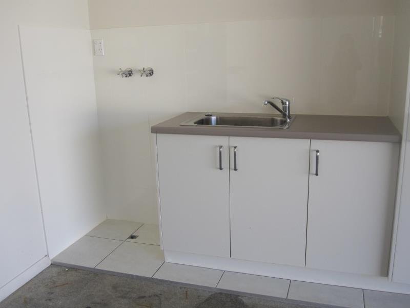 2/105 Goonoo Goonoo Road TAMWORTH 3