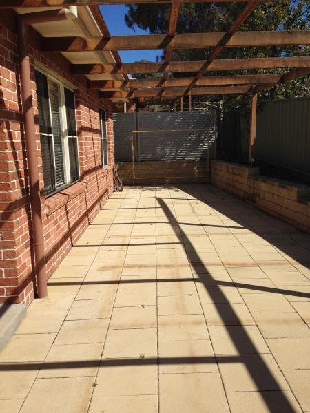 2/105 Goonoo Goonoo Road TAMWORTH 7