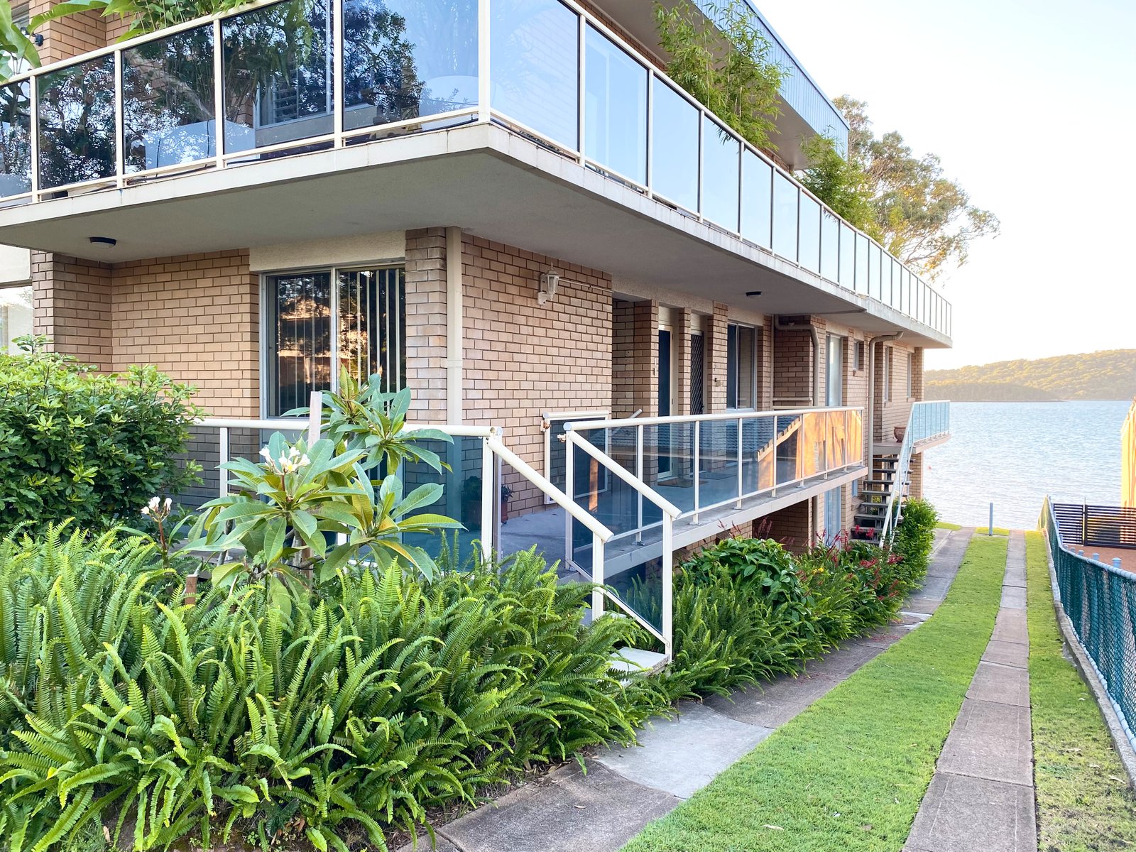 2/105 Soldiers Point Road SOLDIERS POINT 1