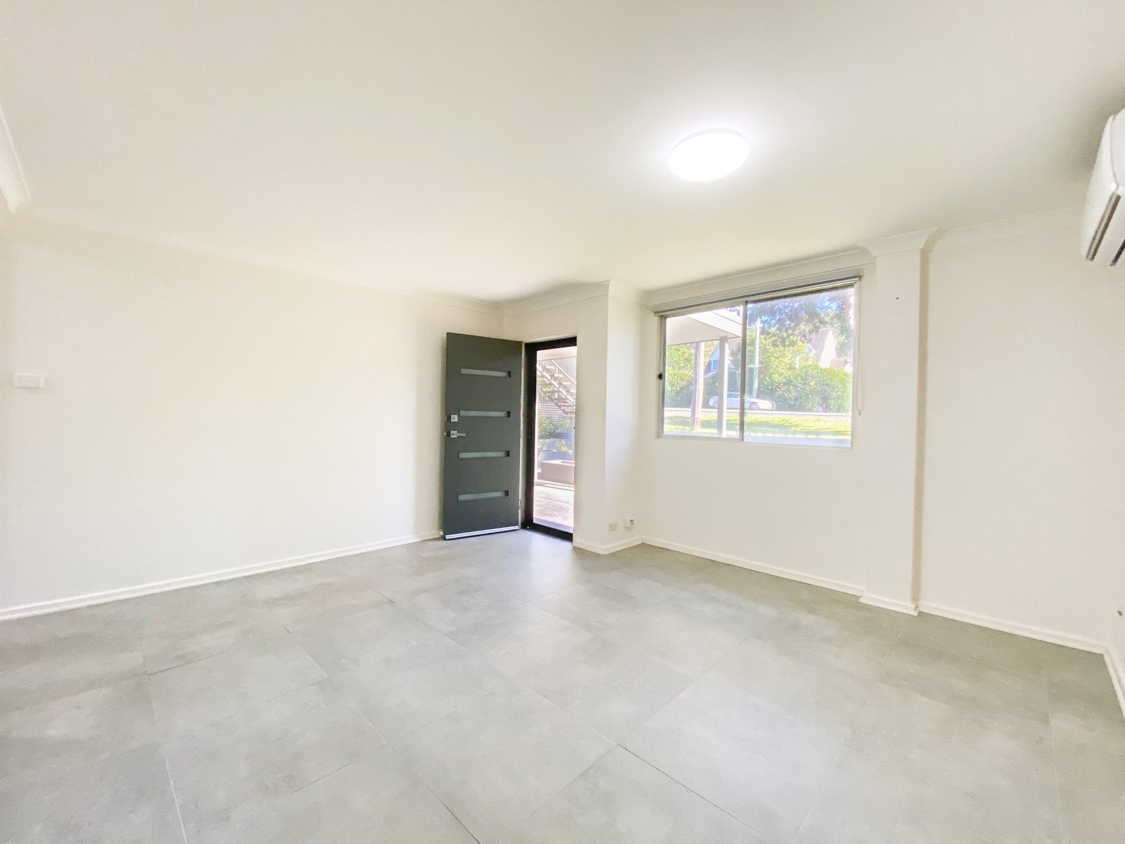 2/105 Stockton Street NELSON BAY 5