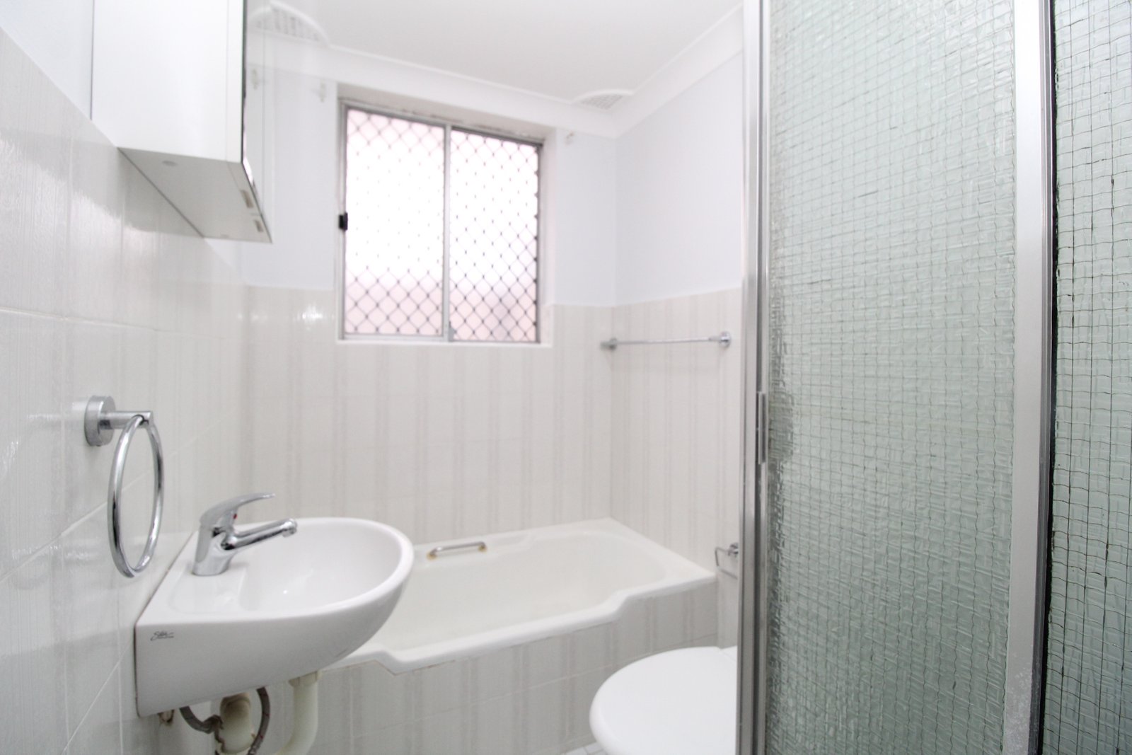 2/106 Sproule Street LAKEMBA 4