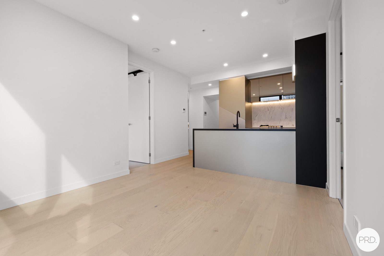 2106/138 Spencer Street MELBOURNE 2