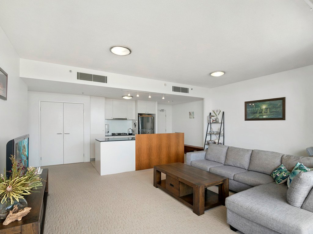 2106/18 Stuart Street TWEED HEADS 3