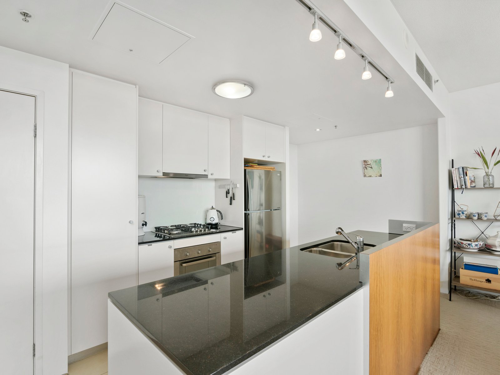 2106/18 Stuart Street TWEED HEADS 4