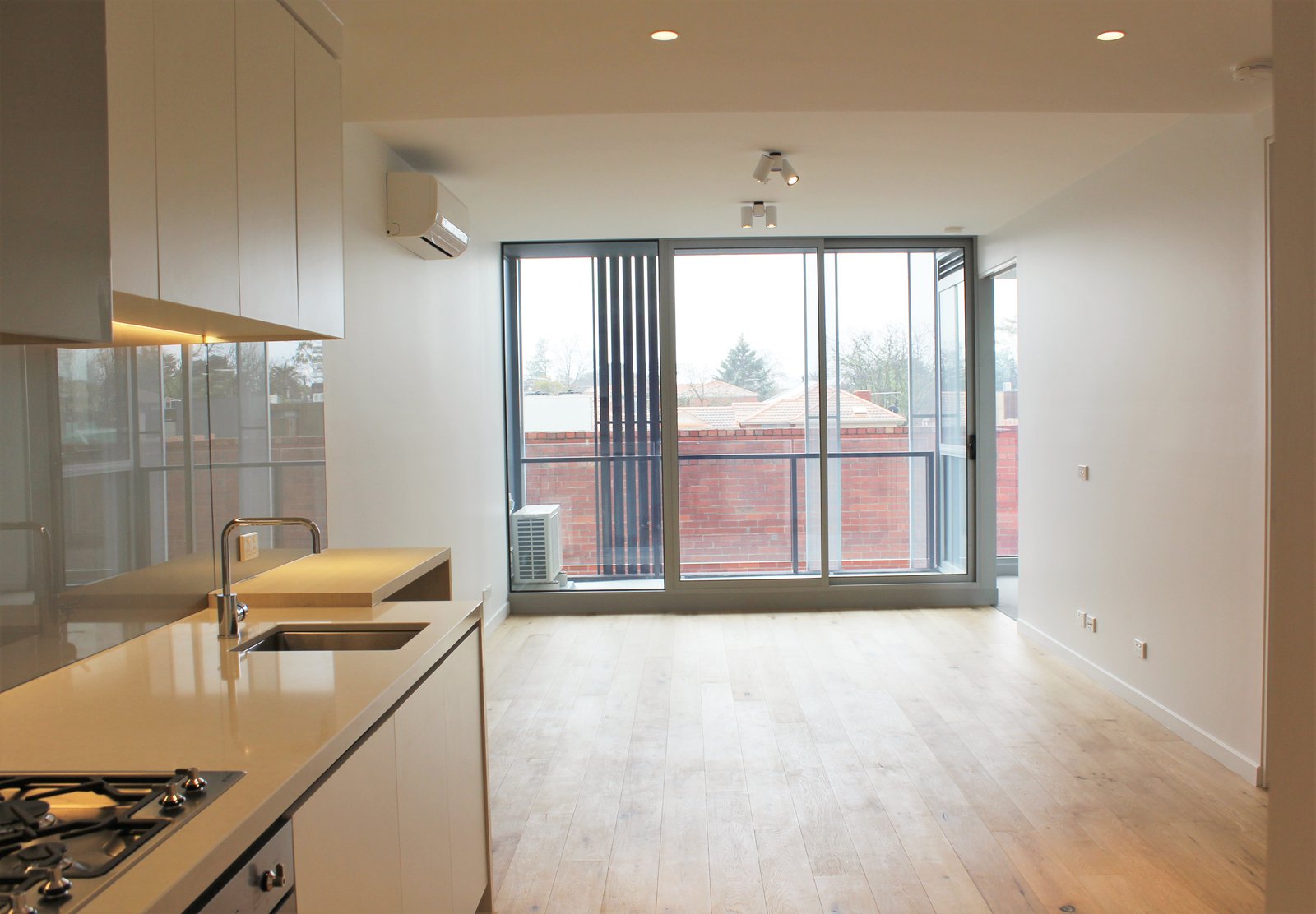 Gallery: 210/63-65 Atherton Road