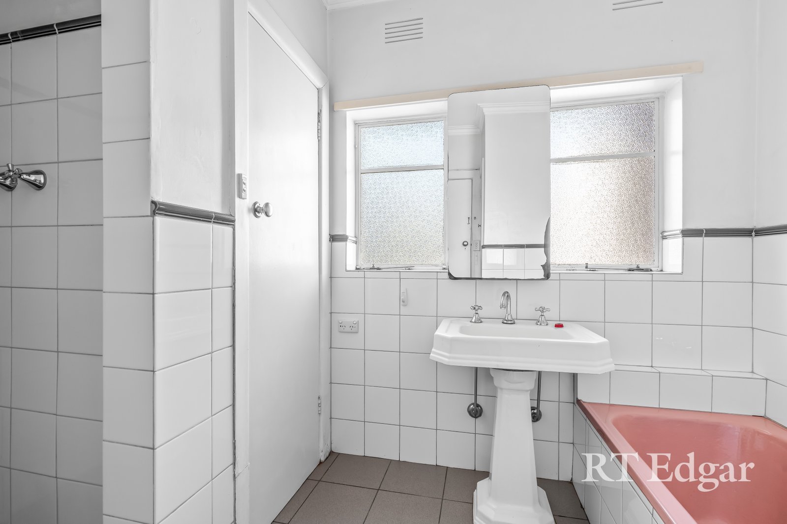 Real Estate and Property in 2/1066 Burke Road, Balwyn North, VIC