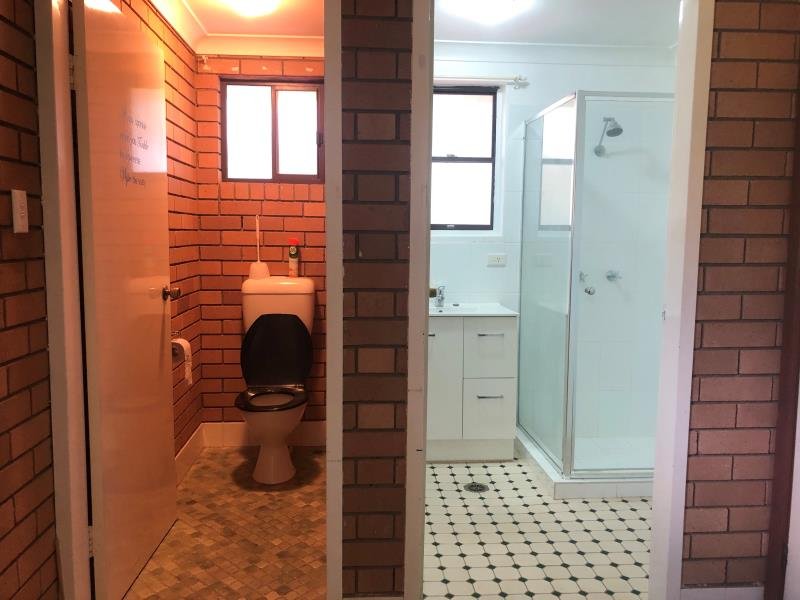 2/107 Petra Avenue TAMWORTH 4