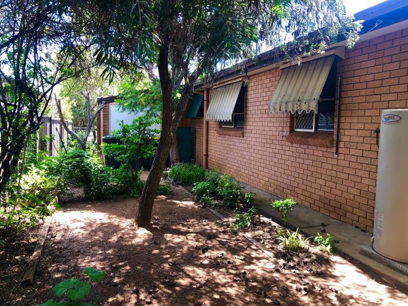 2/107 Petra Avenue TAMWORTH 6