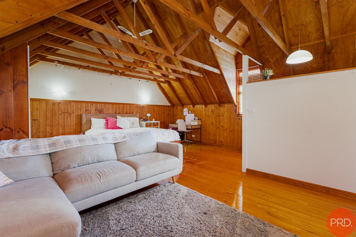 2/107 Regiment Road RUTHERFORD 9