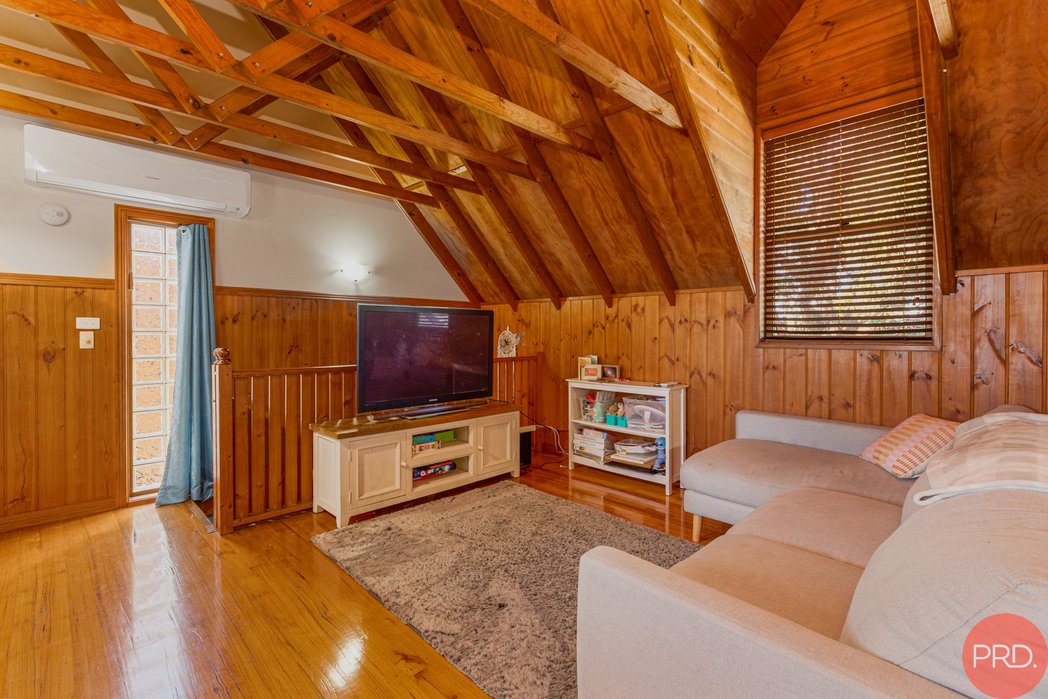 2/107 Regiment Road RUTHERFORD 10
