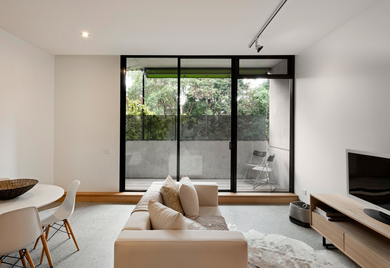 Gallery: 210/78 Inkerman Street
