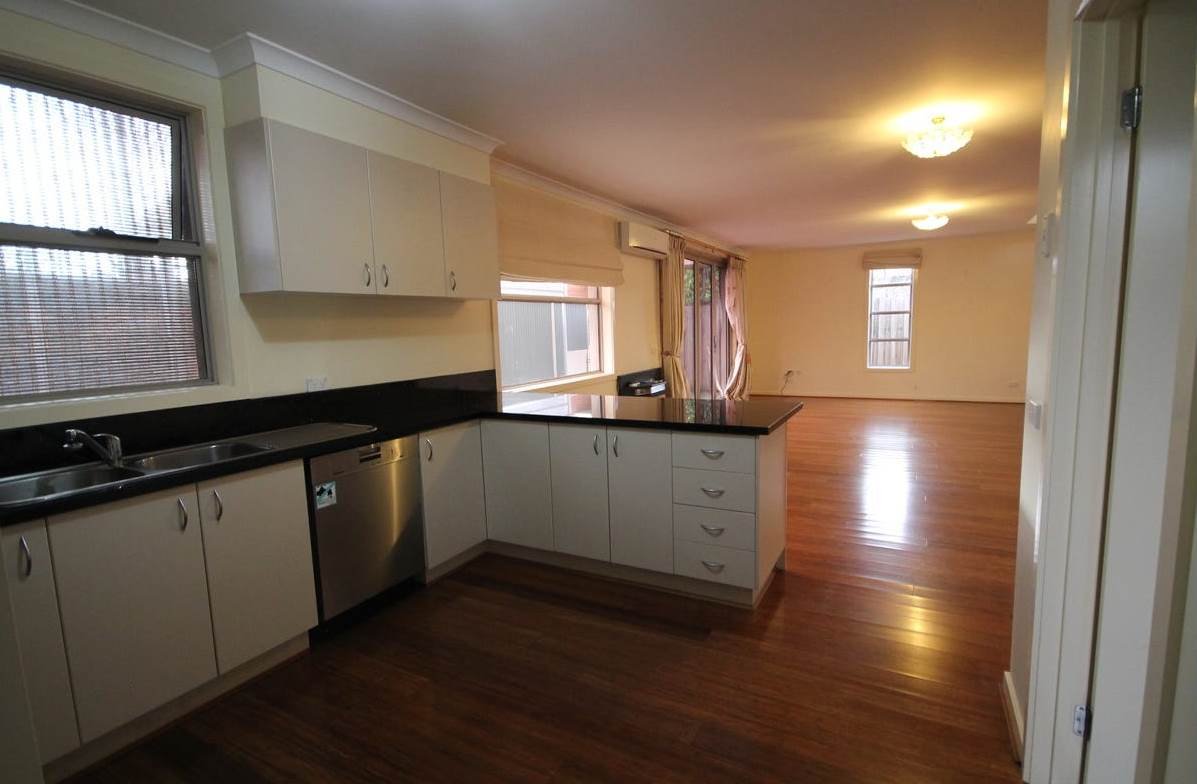 Gallery: 2/108 Truganini Road