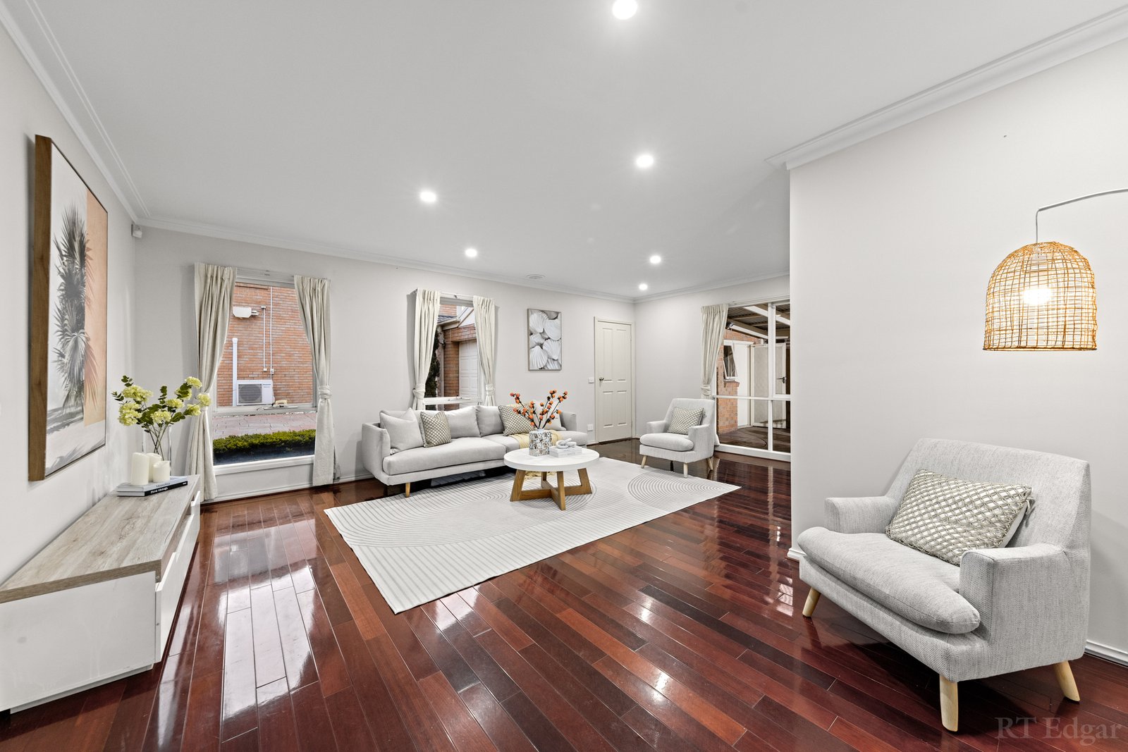 Real Estate and Property in 2/1080 Doncaster Road, Doncaster East, VIC