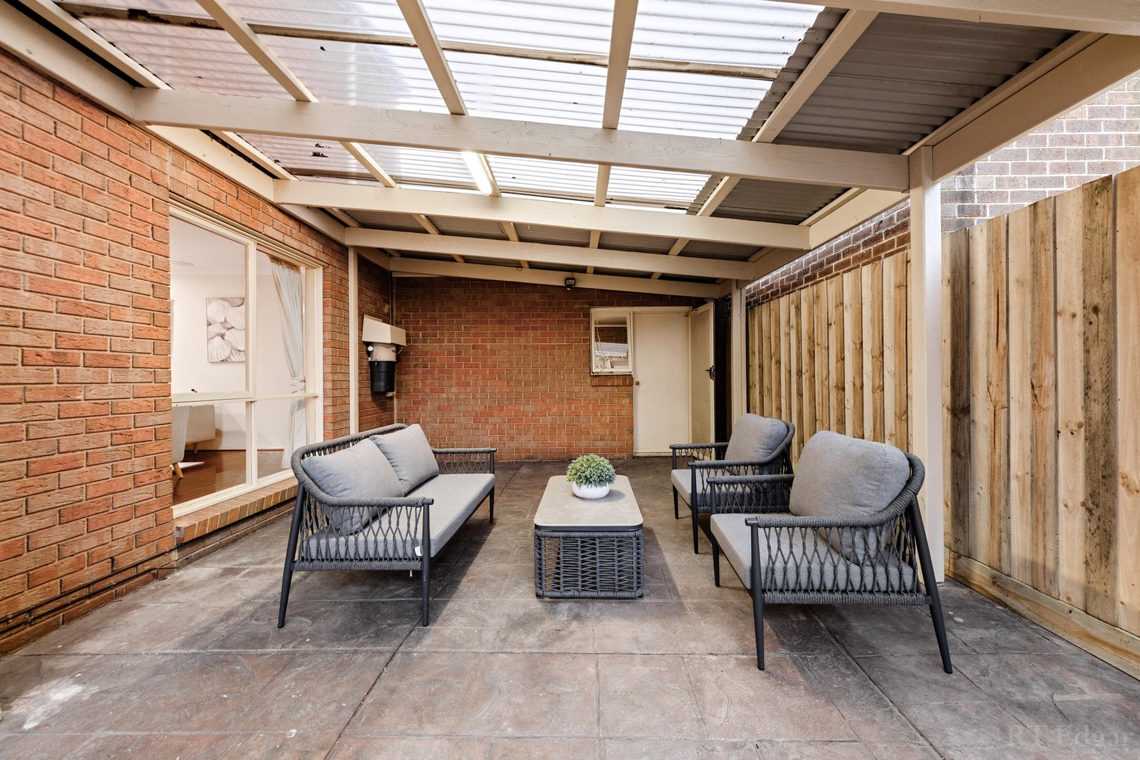 Real Estate and Property in 2/1080 Doncaster Road, Doncaster East, VIC