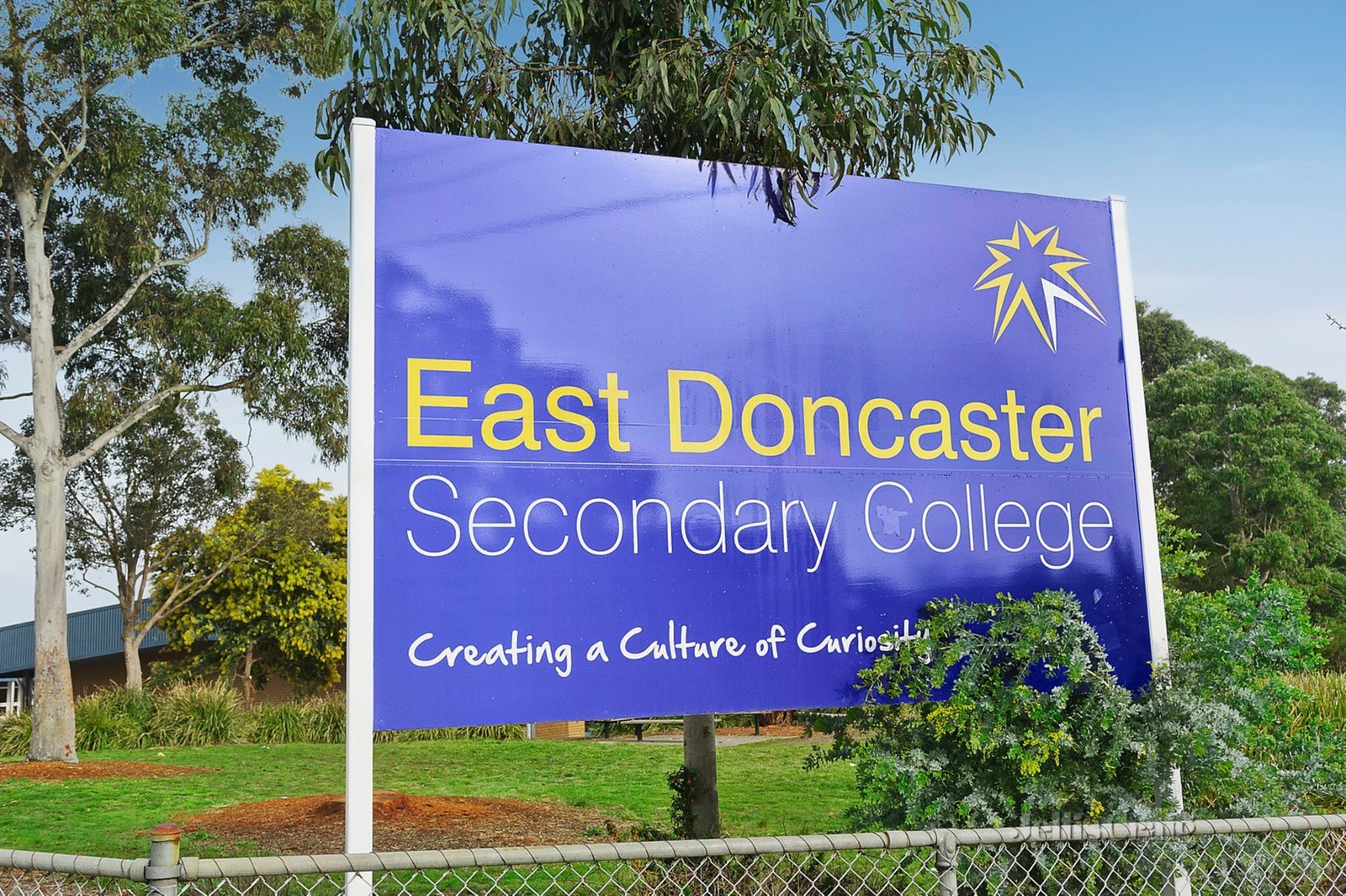 Real Estate and Property in 2/1080 Doncaster Road, Doncaster East, VIC