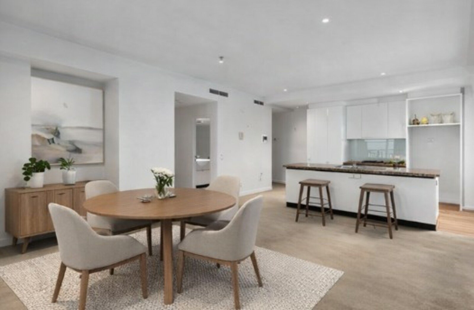 Gallery: 2108/80 Clarendon Street