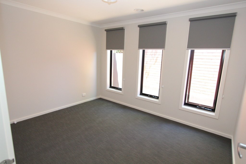 2/108A Beverin Street SEBASTOPOL 6