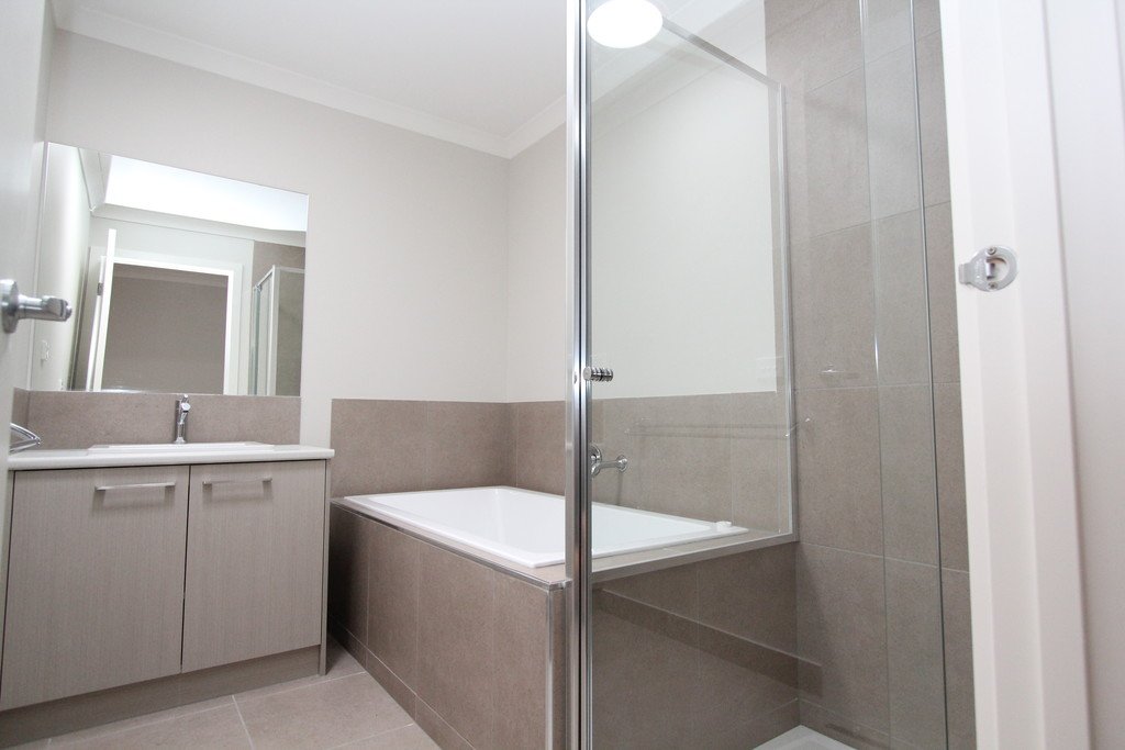 2/108A Beverin Street SEBASTOPOL 8