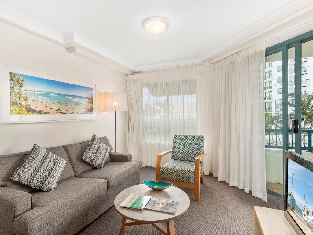210/99 Griffith Street COOLANGATTA 4