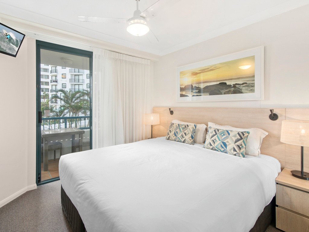 210/99 Griffith Street COOLANGATTA 7