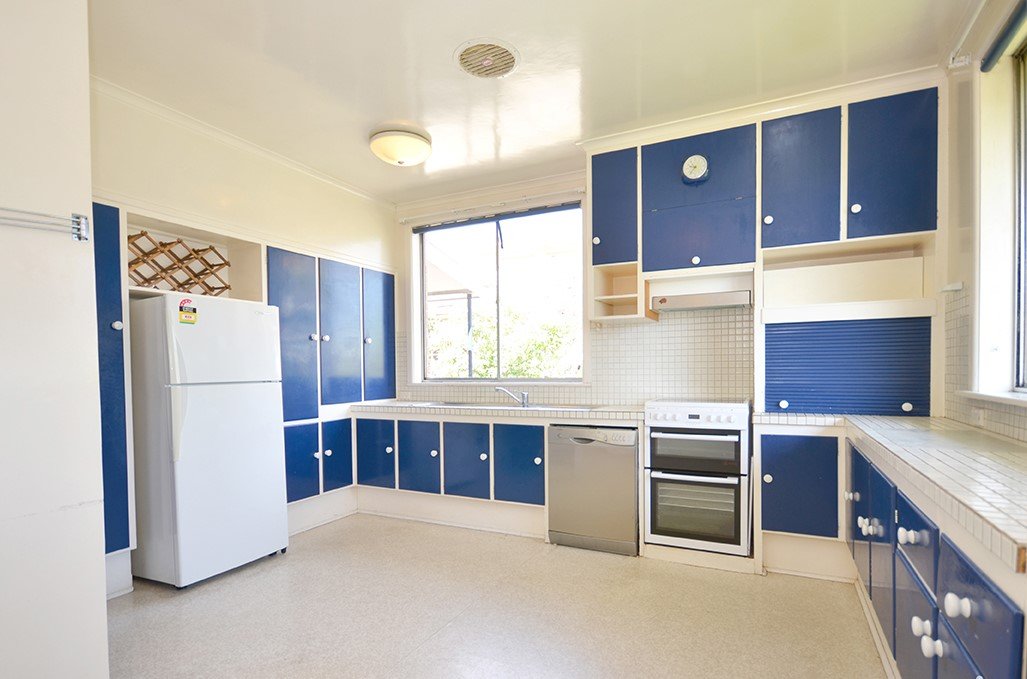210B Wendouree Parade LAKE WENDOUREE 2