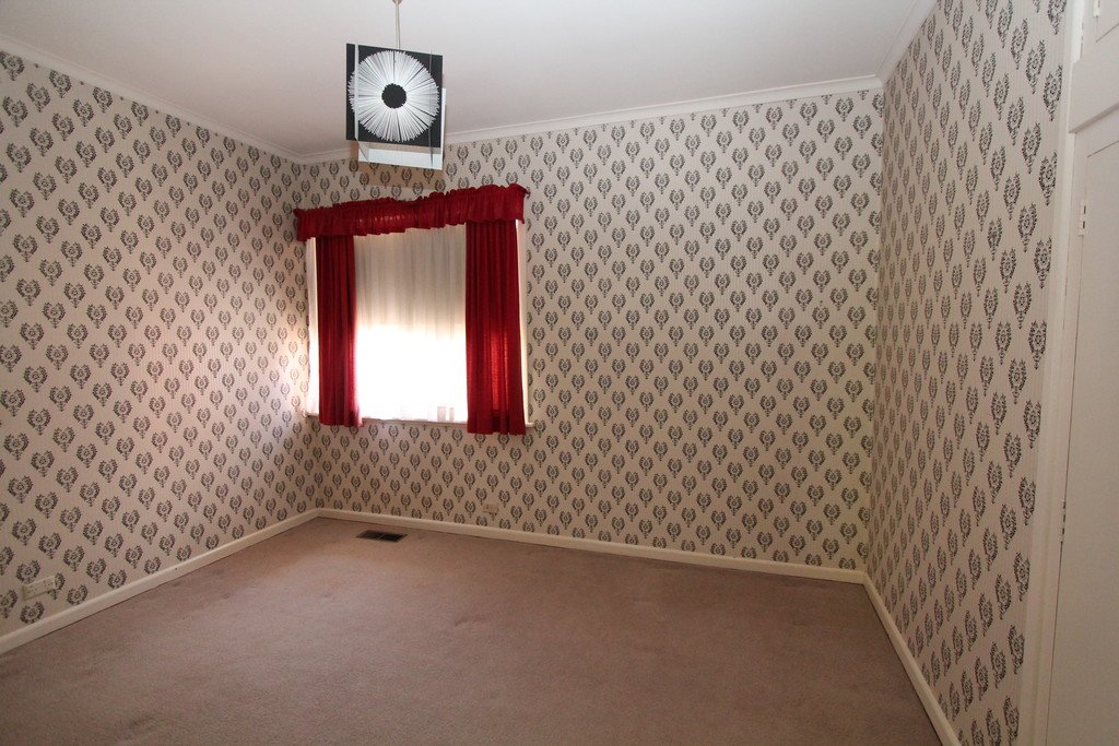210B Wendouree Parade LAKE WENDOUREE 9