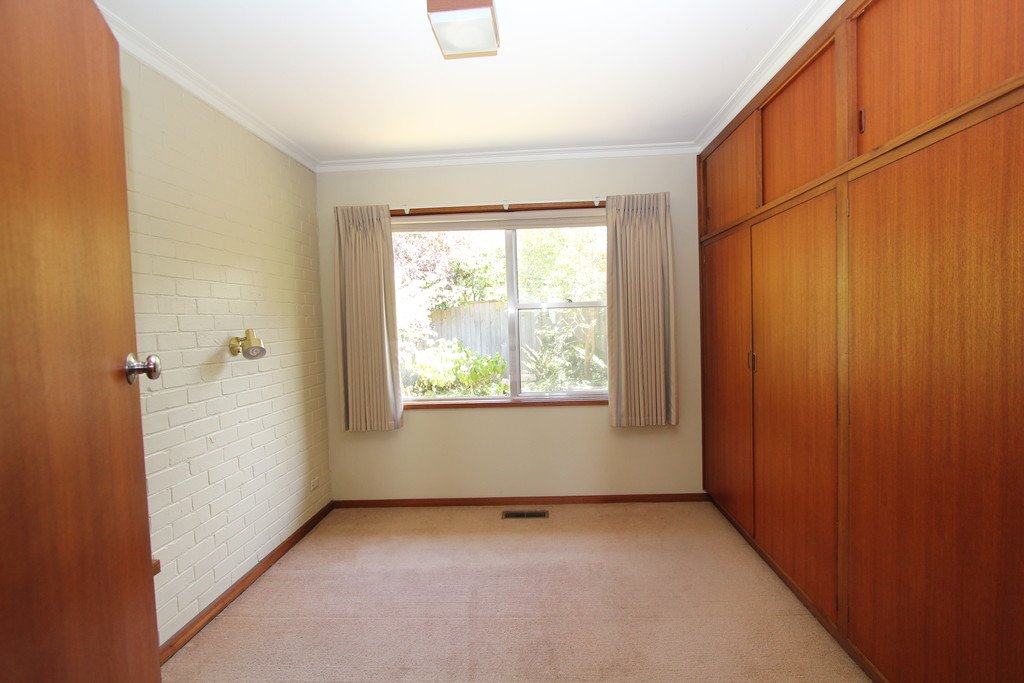 210B Wendouree Parade LAKE WENDOUREE 10