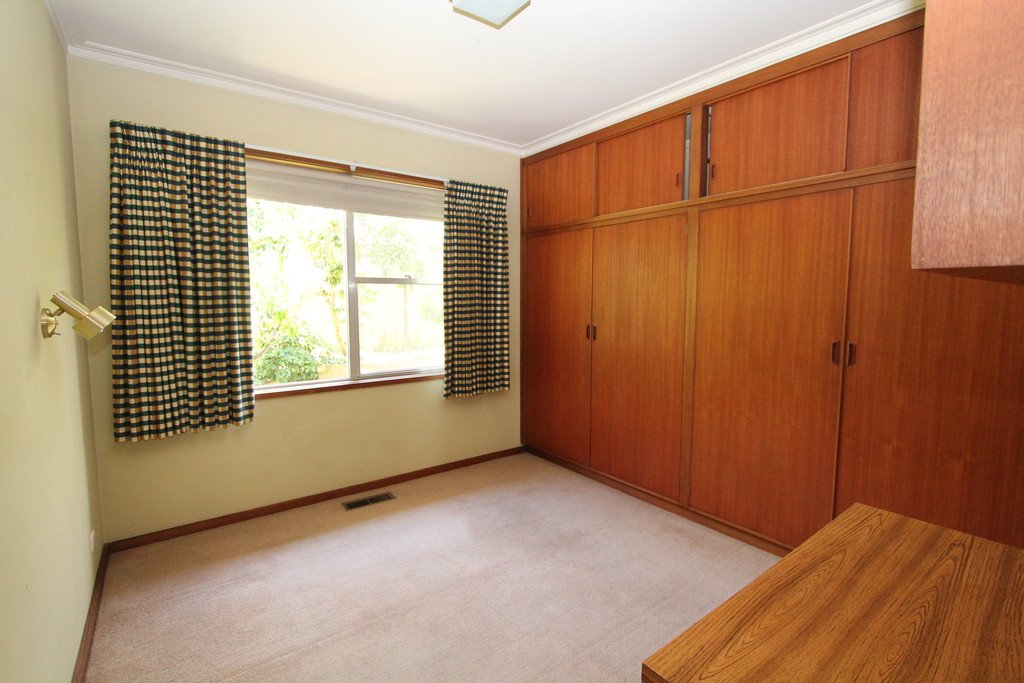 210B Wendouree Parade LAKE WENDOUREE 11