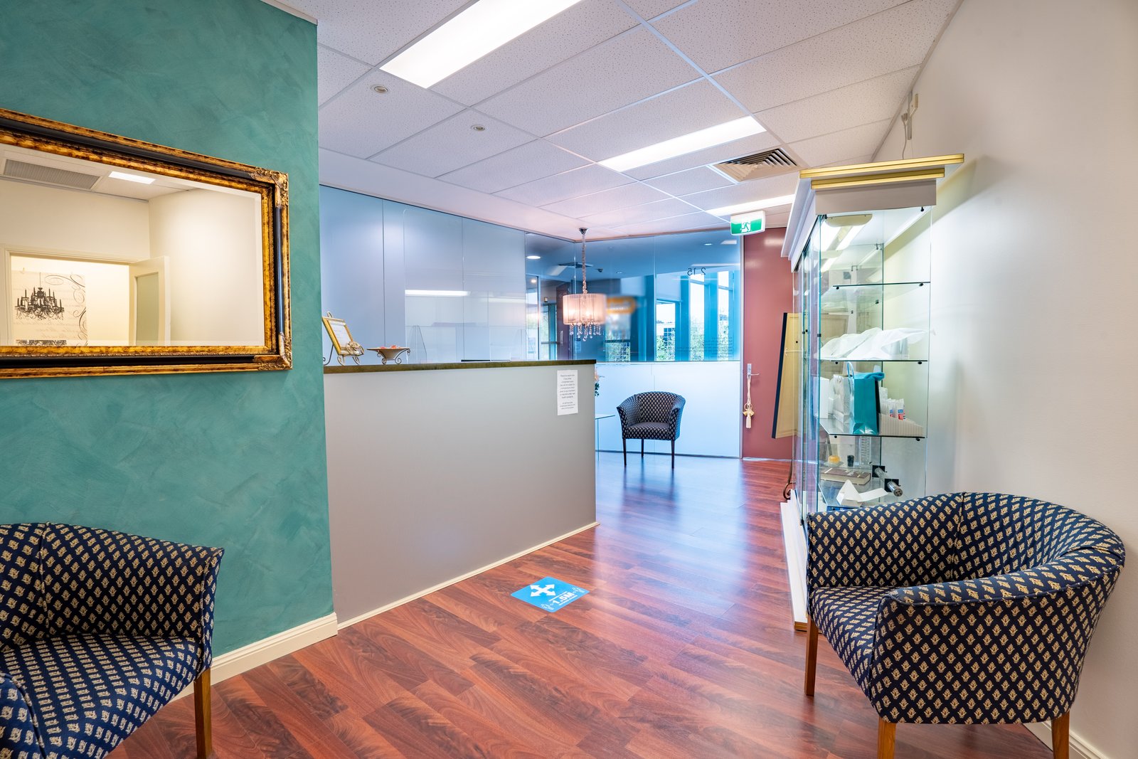 211 & 215/10 Century  NORWEST 3