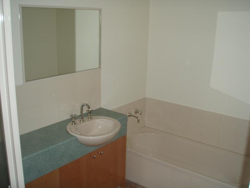 Gallery: 2/11 Abbott Street