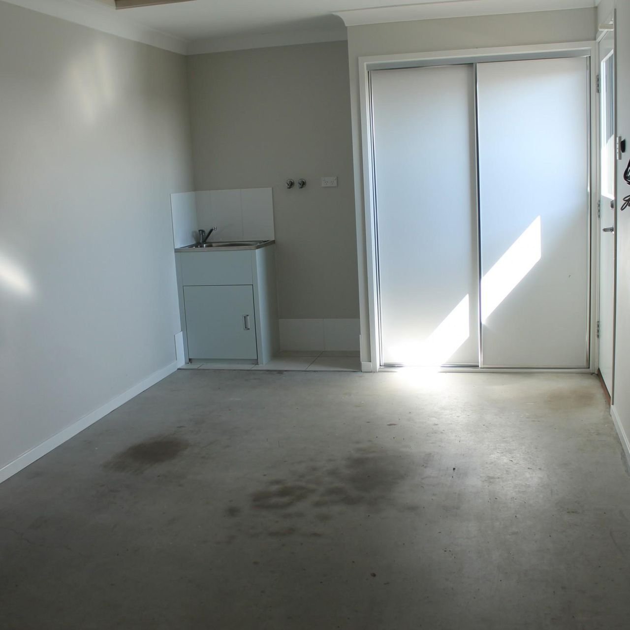 2/11 Aurora Road TANNUM SANDS 5