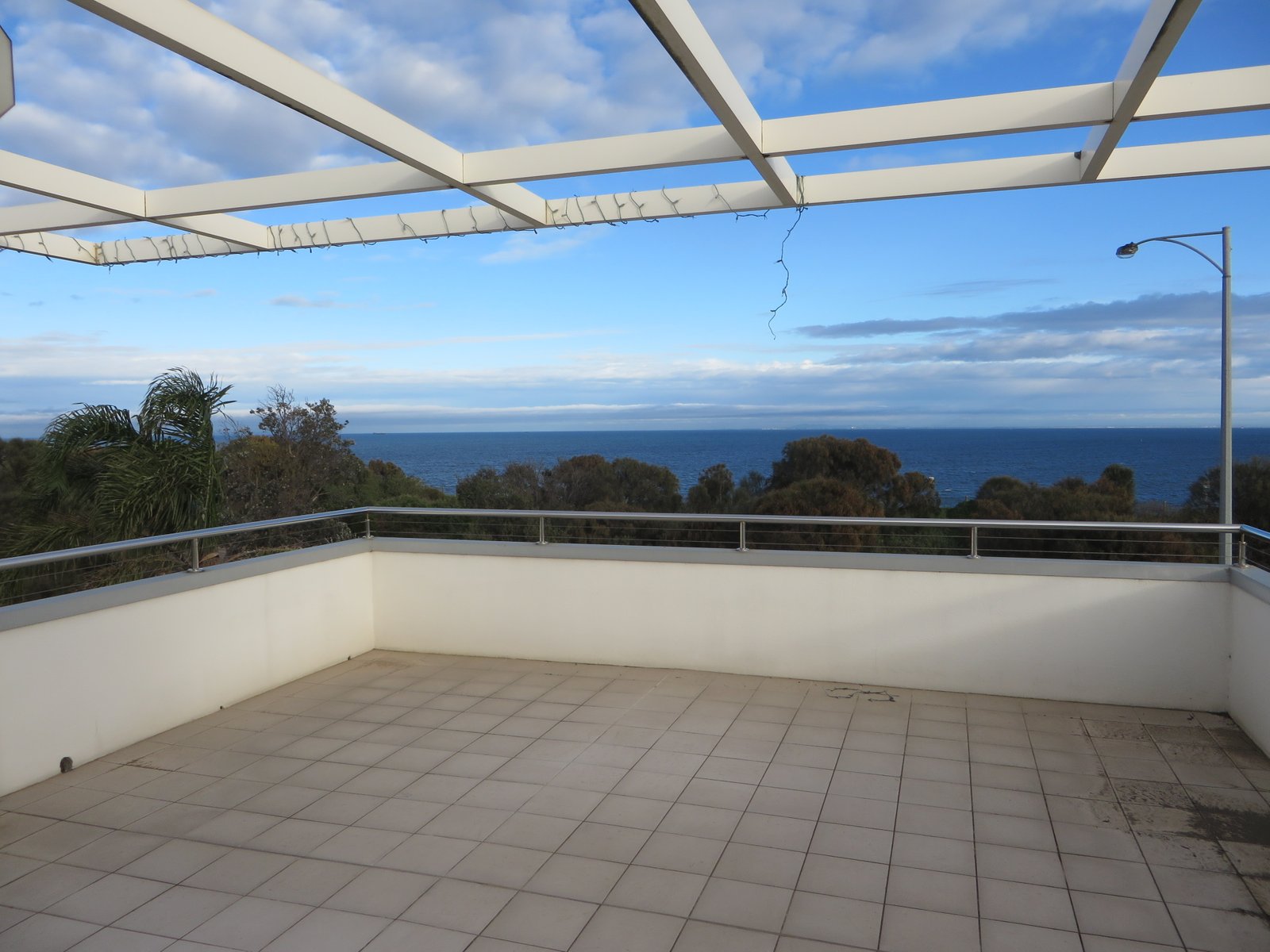 Gallery: 211 Beach Road