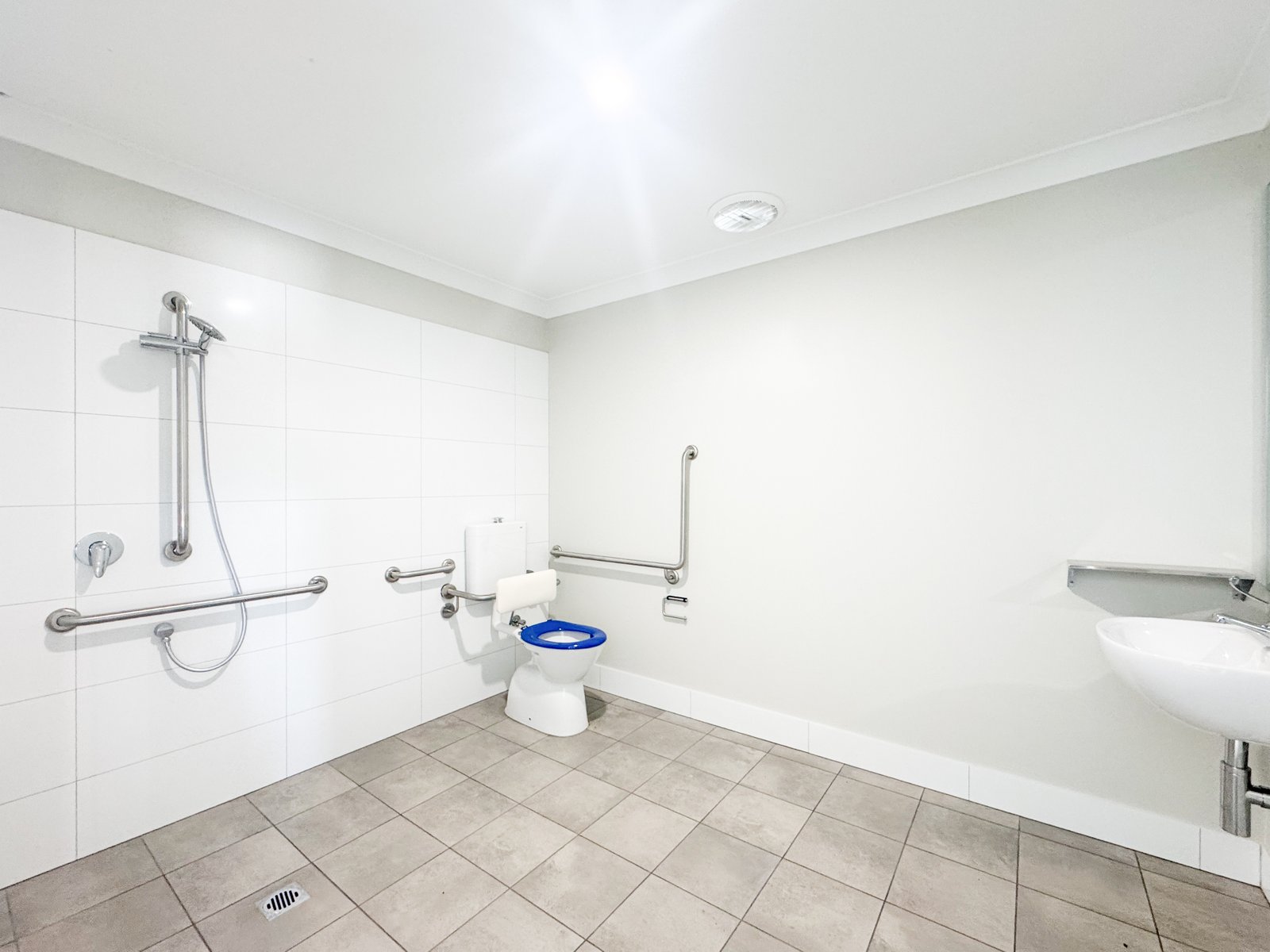 2/11 Bluewater Close TAYLORS BEACH 8