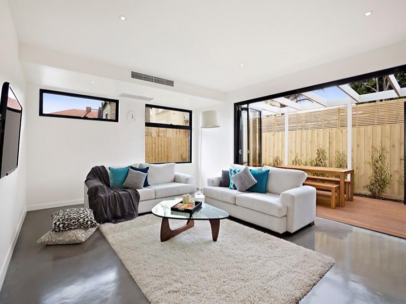 Gallery: 211 Bluff Road