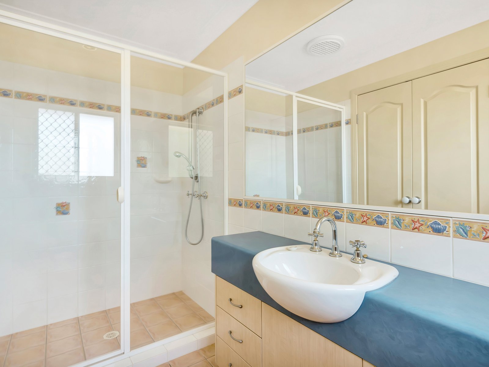 2/11 Boodera Road PALM BEACH 7