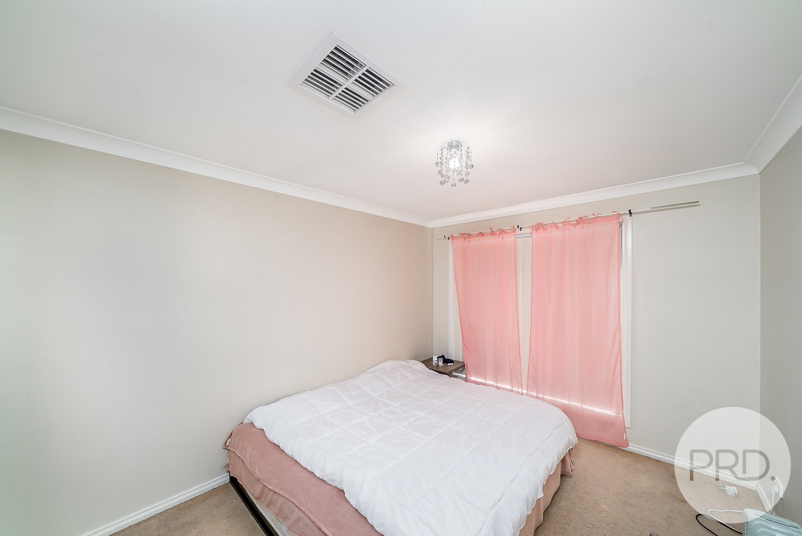 2/11 Bulolo Street ASHMONT 4