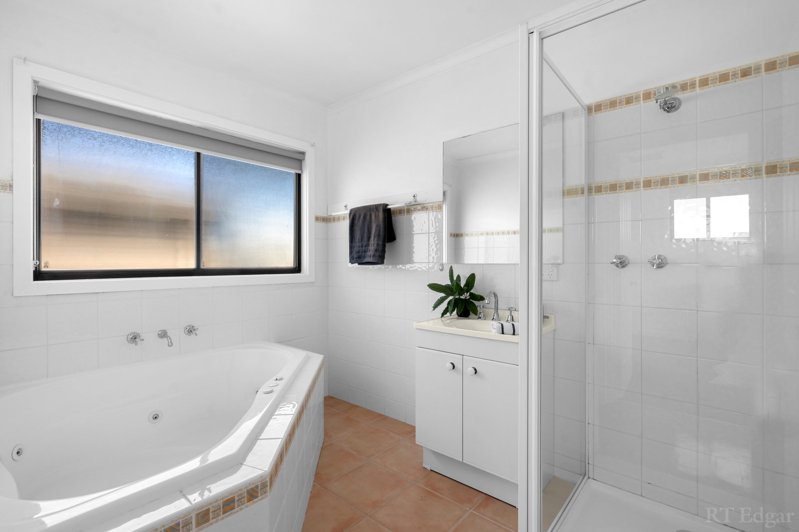 Real Estate and Property in 2/11 Buxton Street, West Footscray, VIC