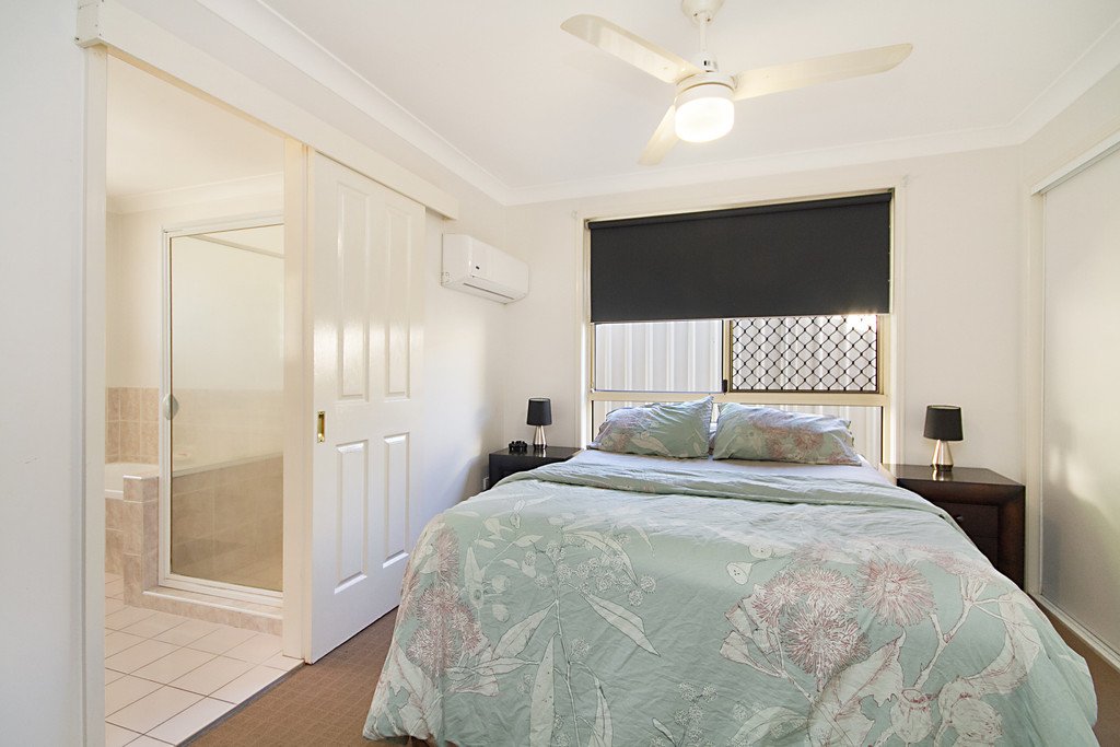 2/11 Cabana Court BANORA POINT 5