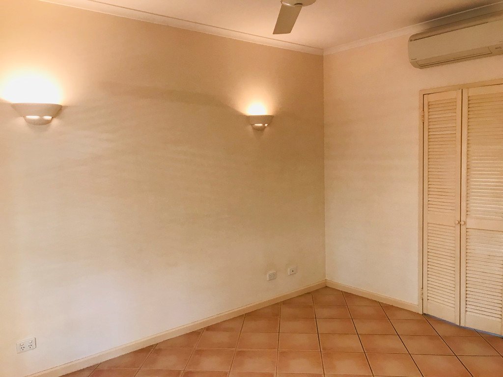 2/11 Challenor Drive CABLE BEACH 11