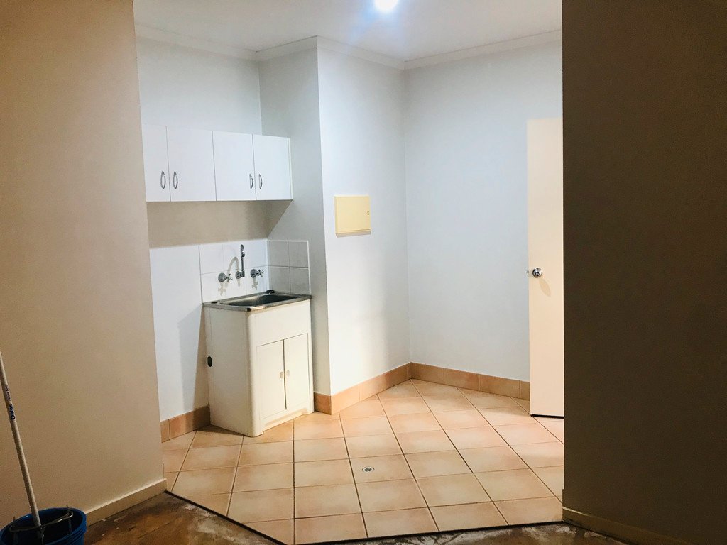 2/11 Challenor Drive CABLE BEACH 17