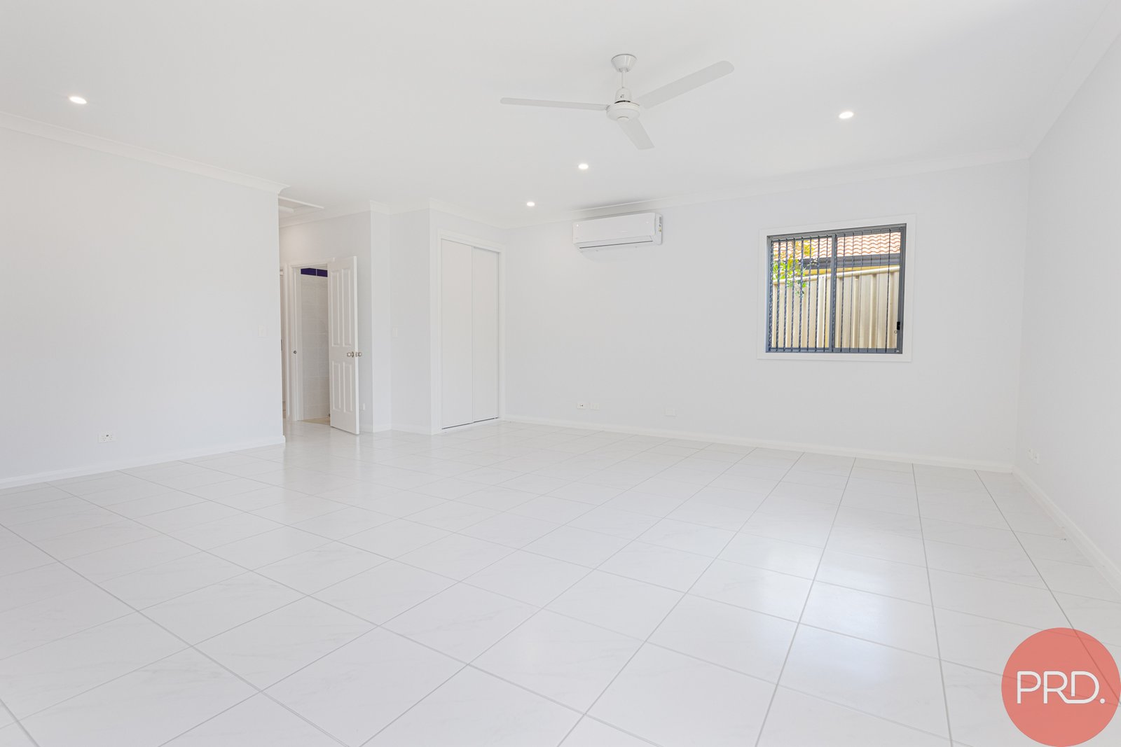 2/11 Conder Crescent METFORD 8