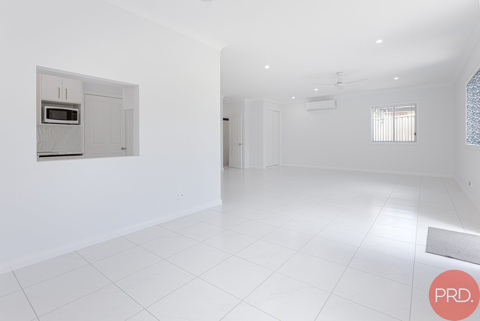 2/11 Conder Crescent METFORD 10