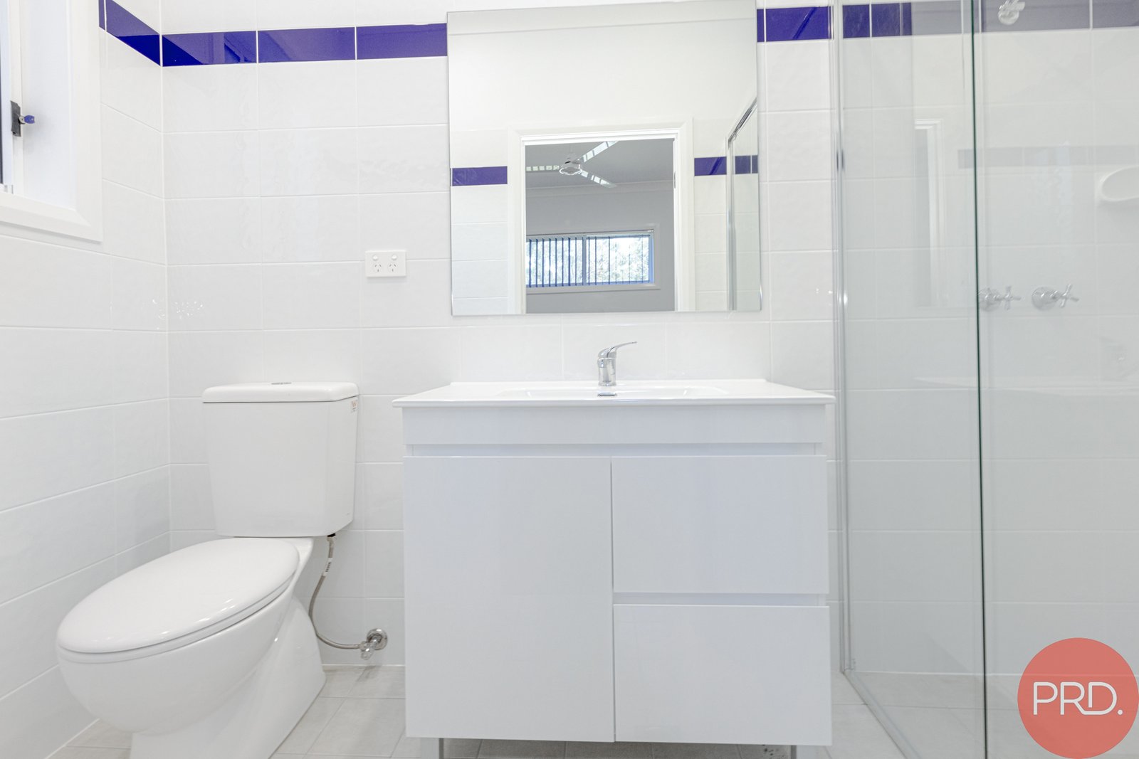 2/11 Conder Crescent METFORD 12