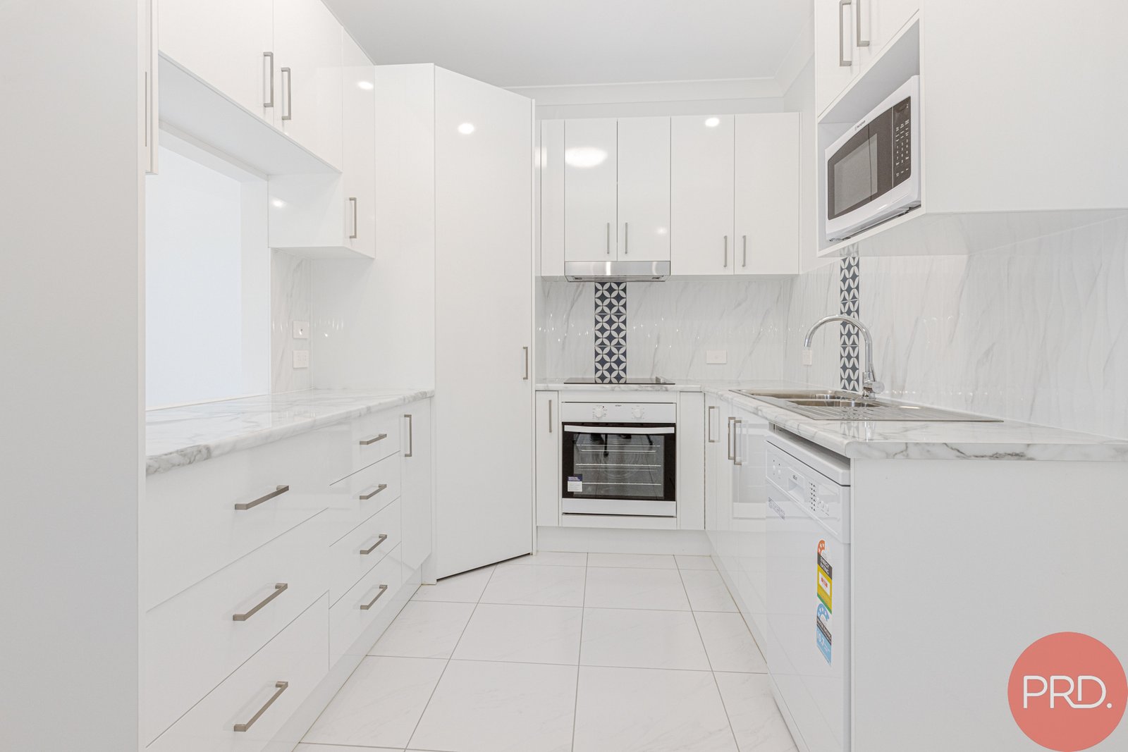 2/11 Conder Crescent METFORD 16