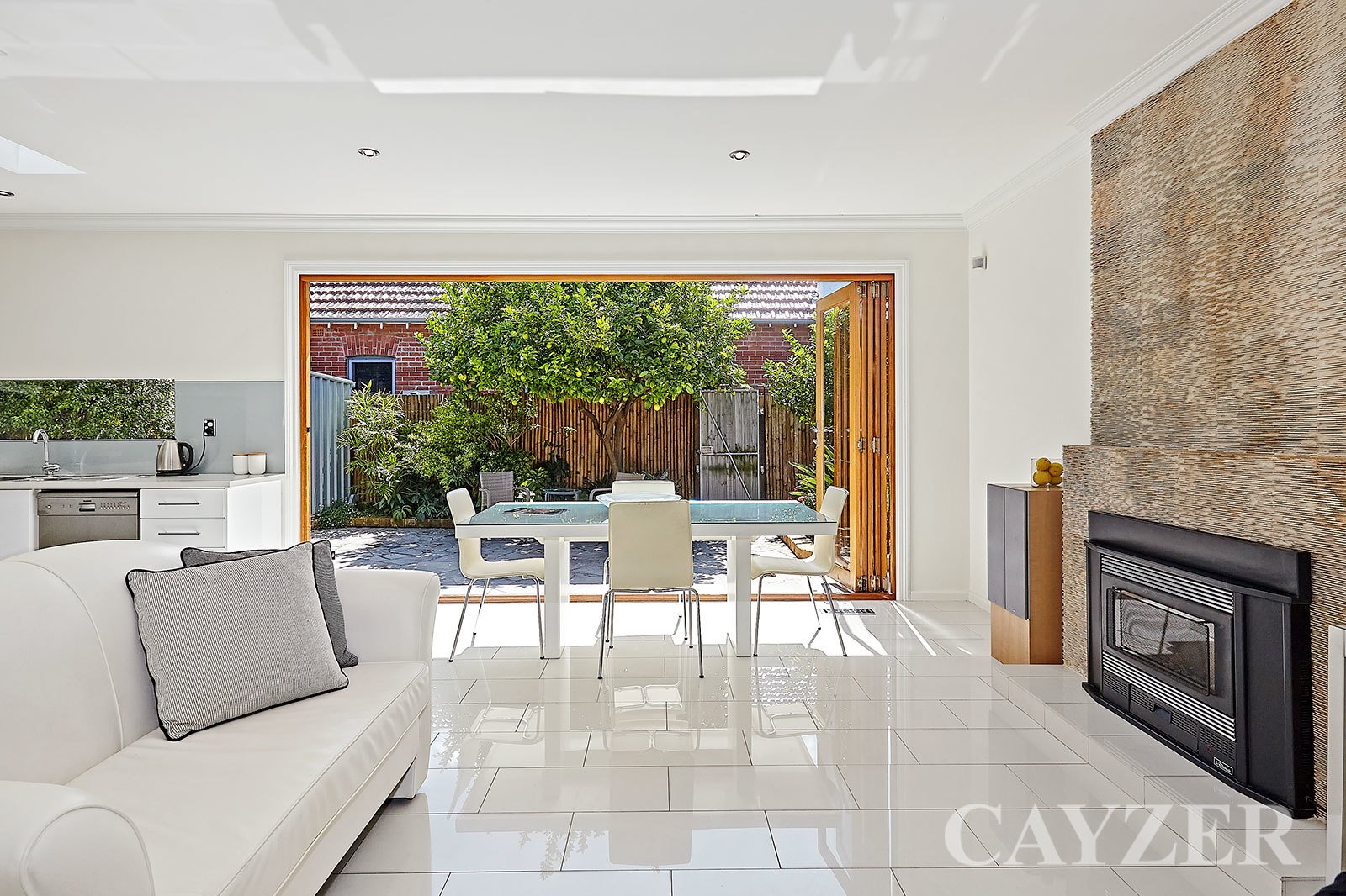 Gallery: 211 Danks Street