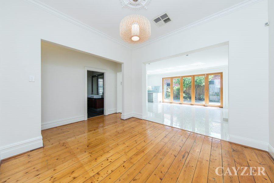 Gallery: 211 Danks Street
