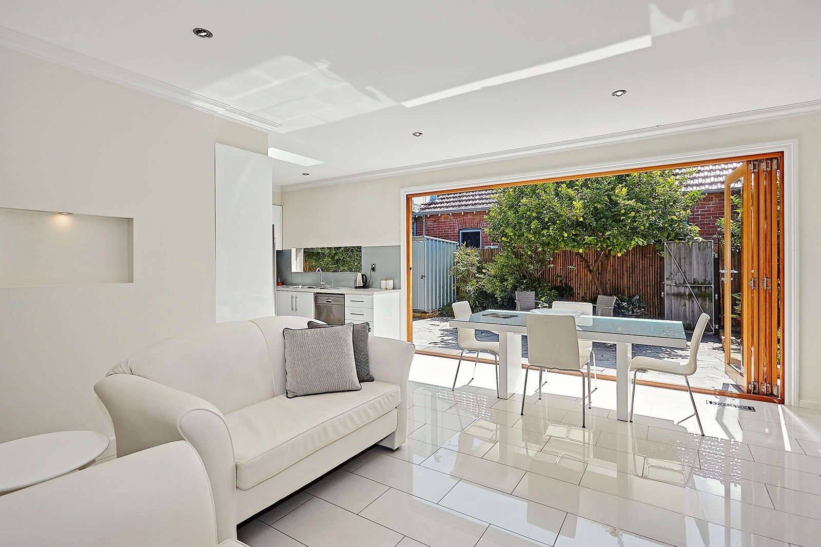 Gallery: 211 Danks Street