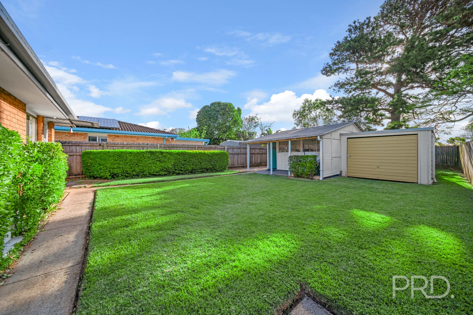 211 DART Street REDLAND BAY 6