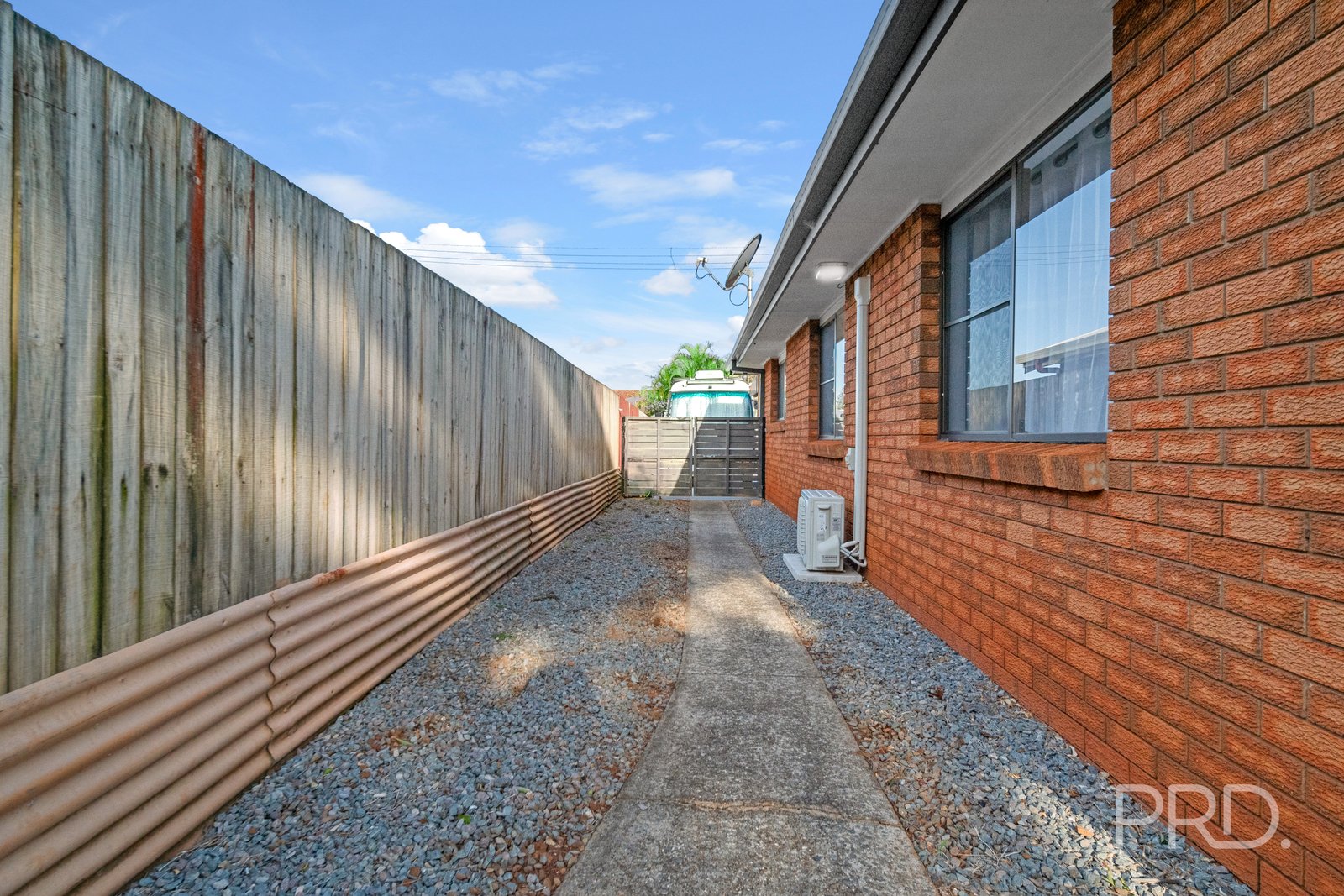 211 DART Street REDLAND BAY 11