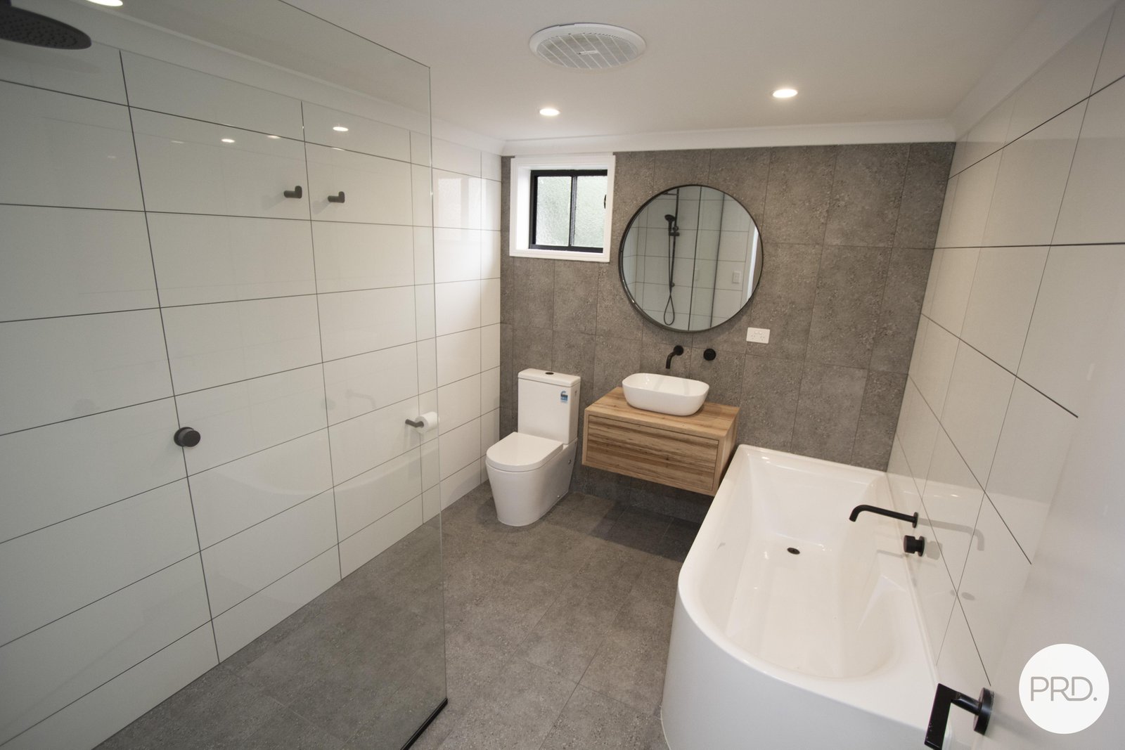 211 Eyre Street BALLARAT CENTRAL 12